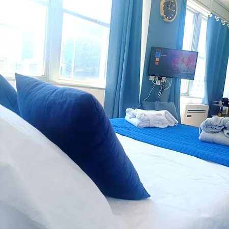 Blu House Casa Vacanza Vicino Terminal Traghetti Apartment Genoa